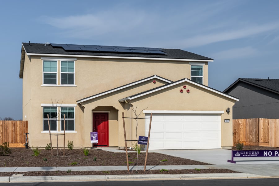 0036 4144 E. Magnolia Avenue