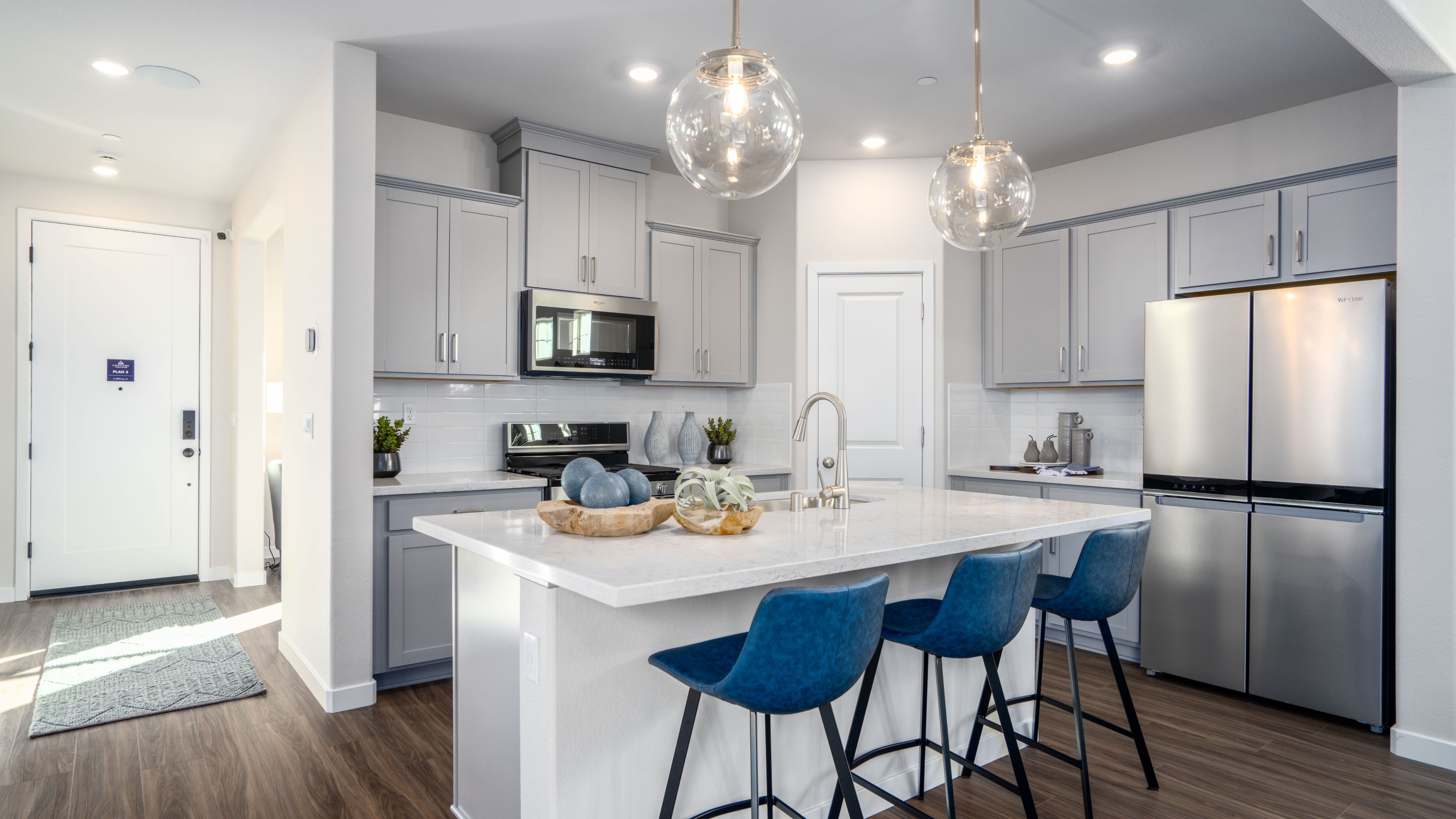 04 221 school st new web