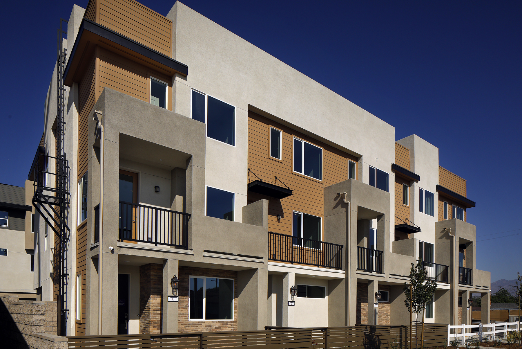 0019 4003 Valley Oak Lane